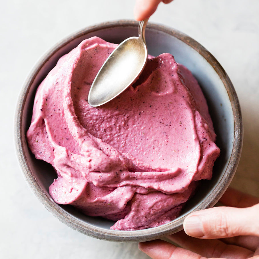 Haskapa & Cashew Butter Smoothie Bowls